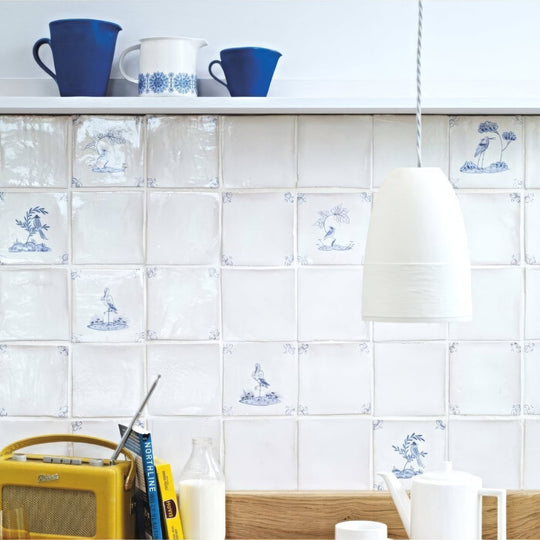 Traditional English Delft Base