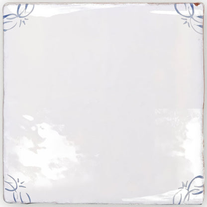 English Delft Corners