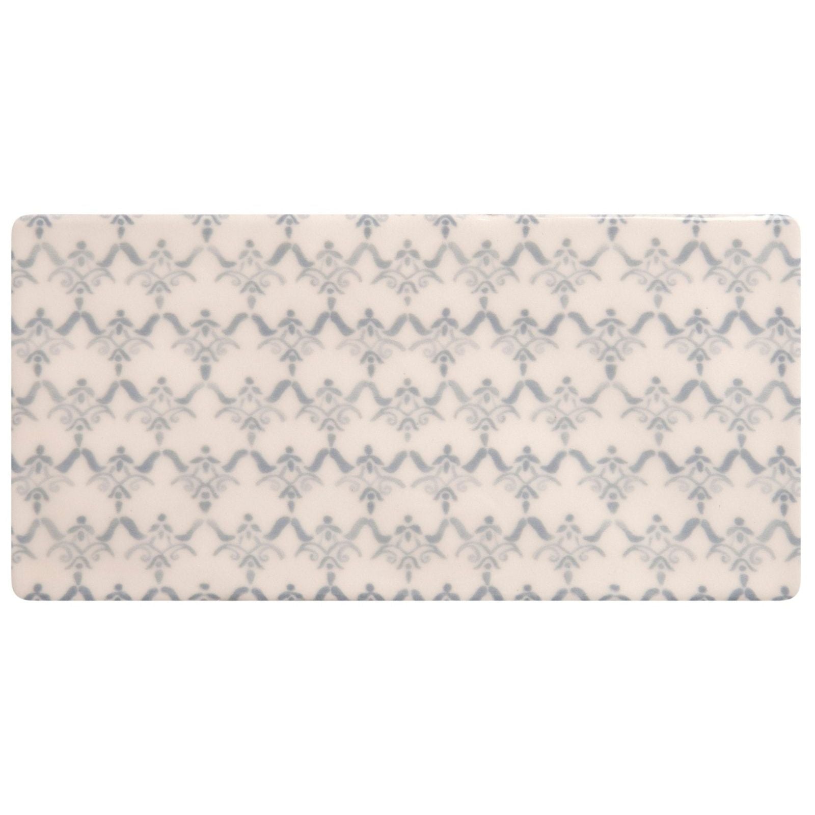 Fabrique Clara French Blue rectangular mat with repeating gray damask pattern on off-white background