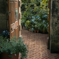 Flanders Warm Russet Tumbled Clay Pavers – detail view 3
