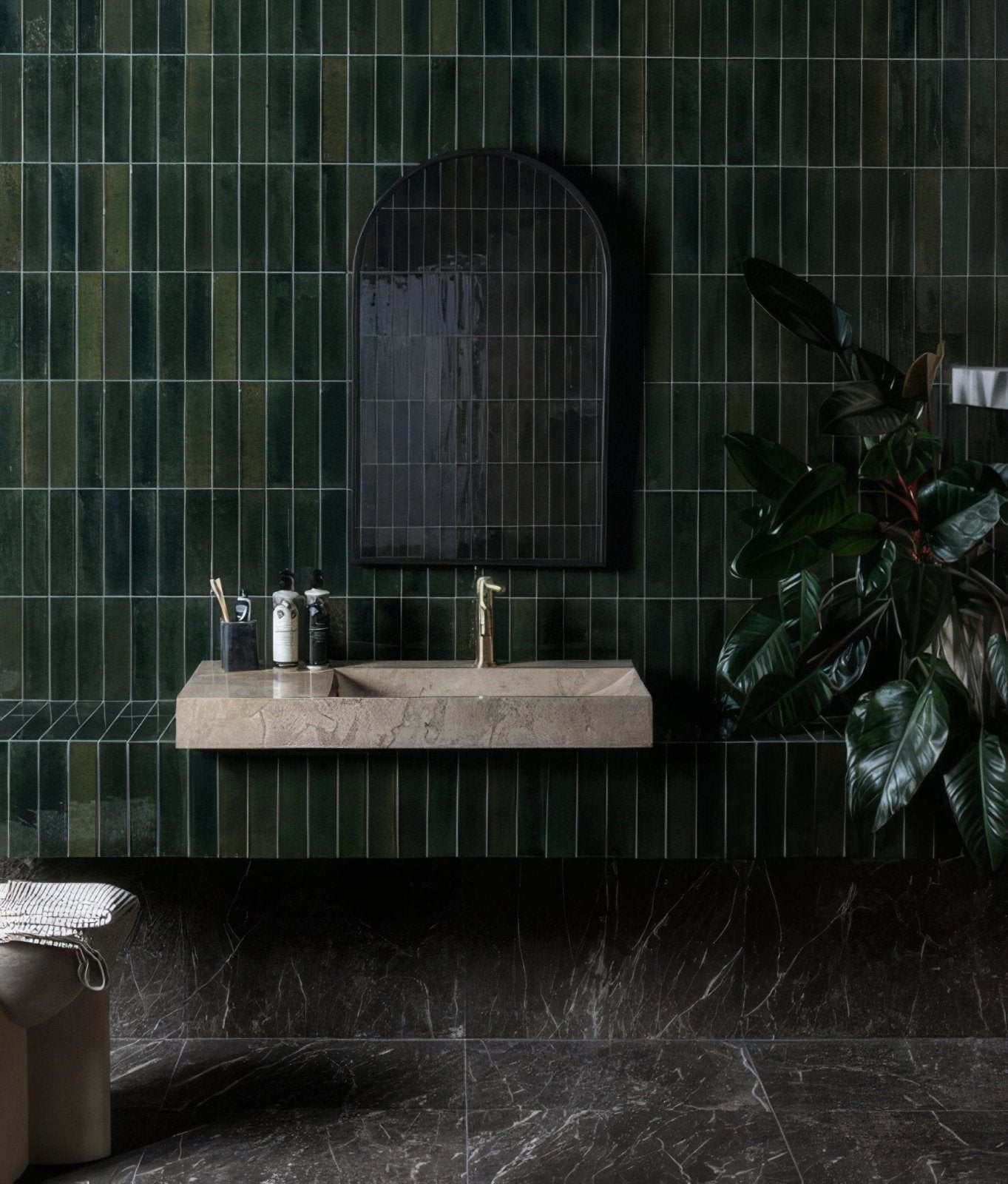 Foundry Novo Porcelain Alligator Green