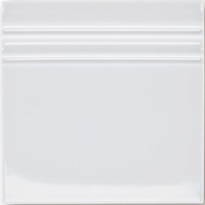 Hielo White Skirting