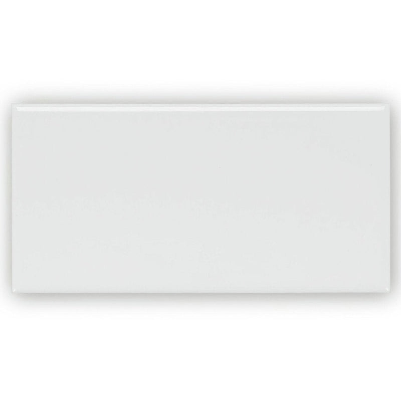 Giralda Hielo White Tile