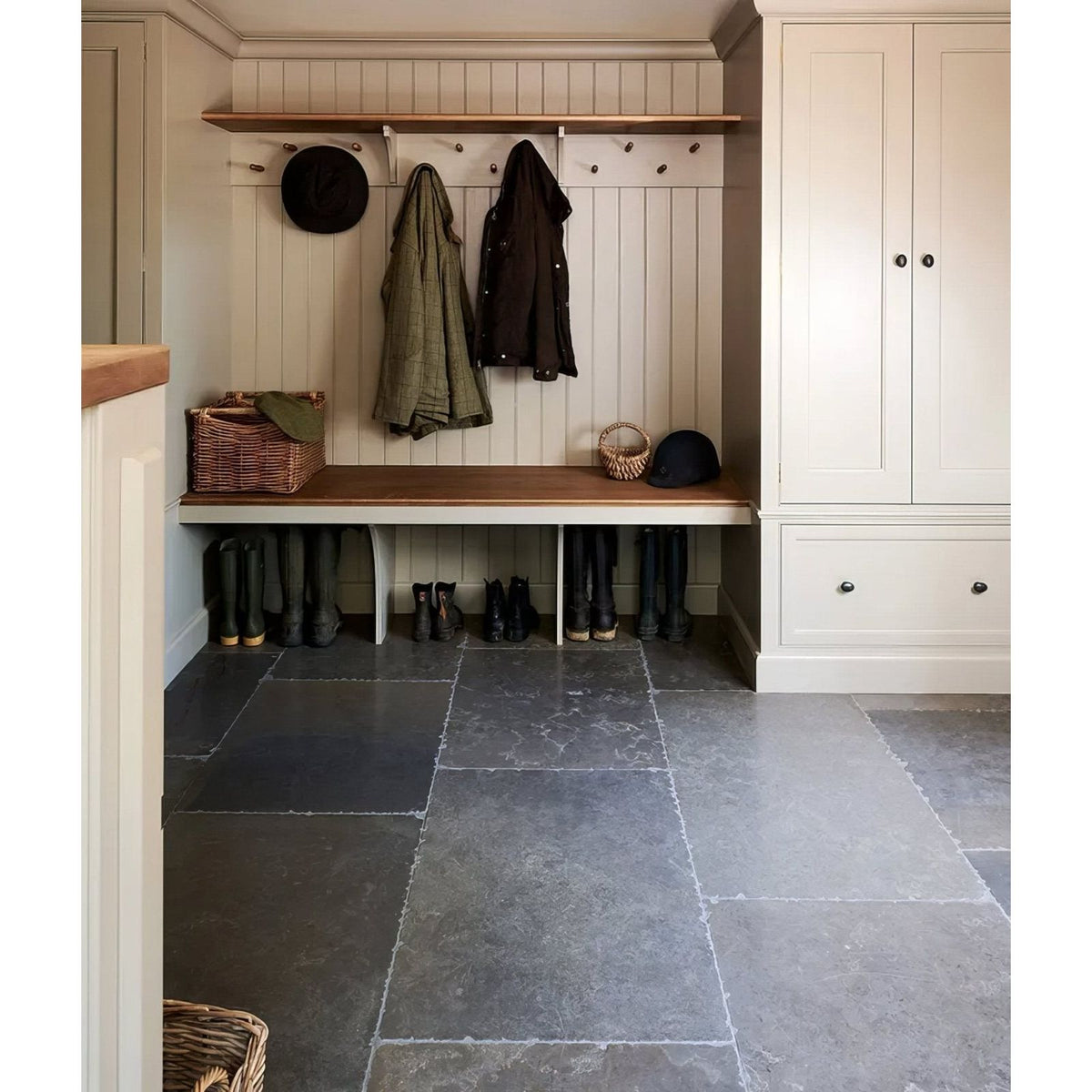 Hazlebury Limestone Seasoned Finish – close-up surface detail