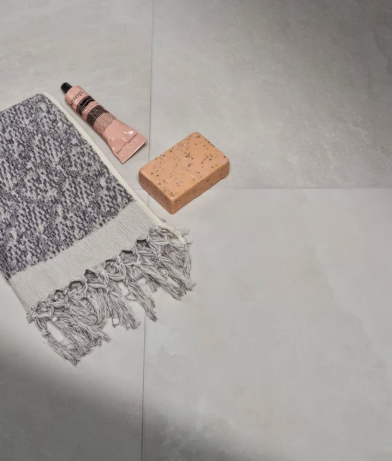 Himalaya Porcelain Matt Crystal