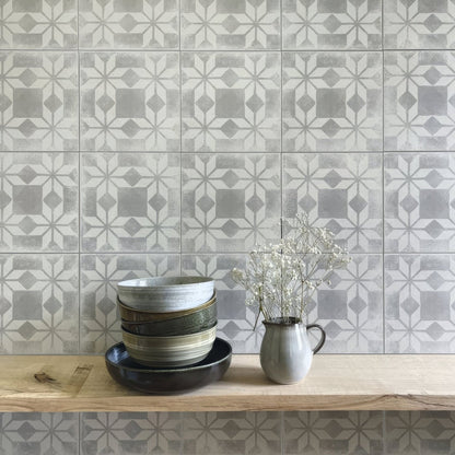 Istria Ravni Patterned Tile