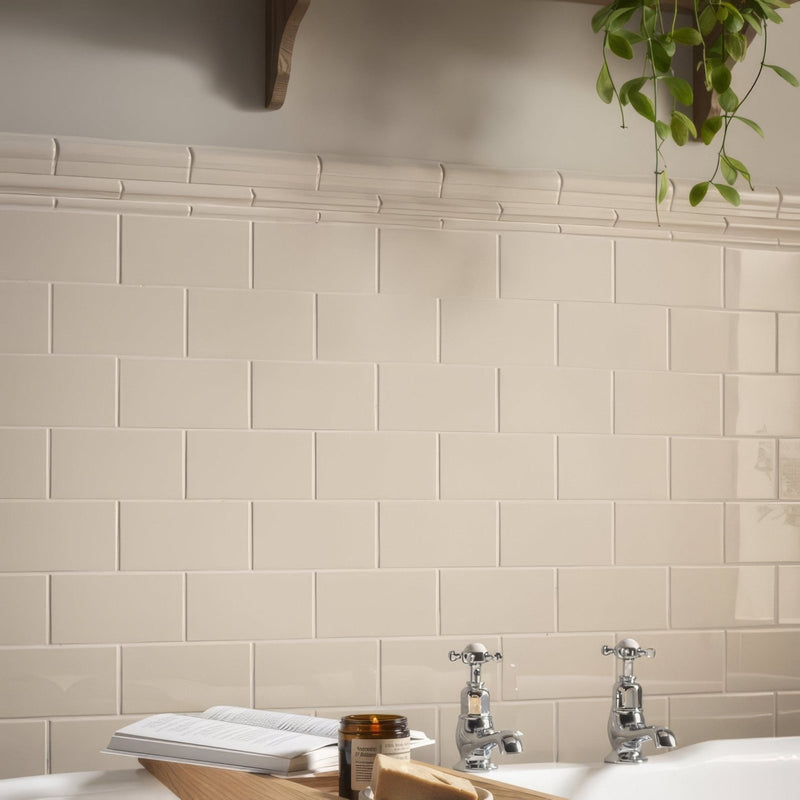 Ivory Omega Moulding