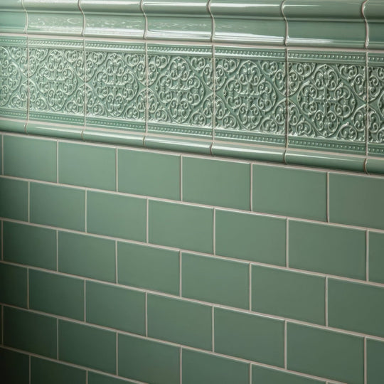 Jade Breeze Victoria Moulding - alternate view