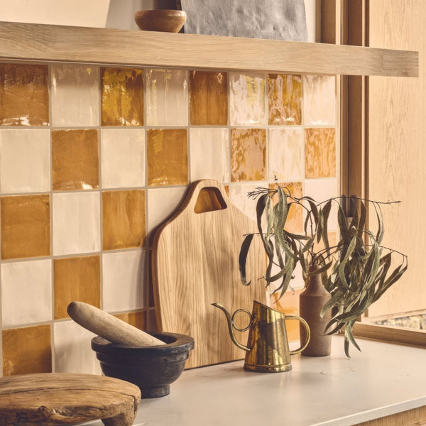 Hoppers Hat Square Glazed Tile