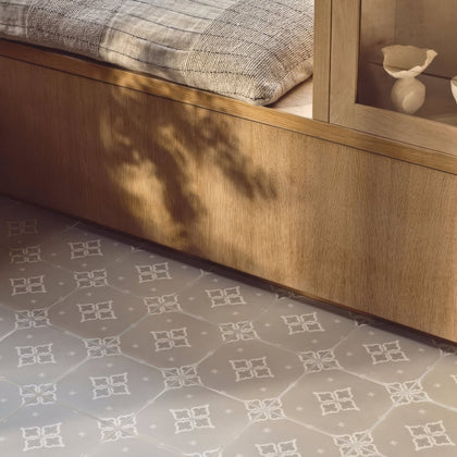 Sagar Patterned