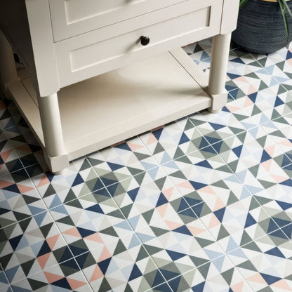 Kaleidoscope Porcelain Skipper