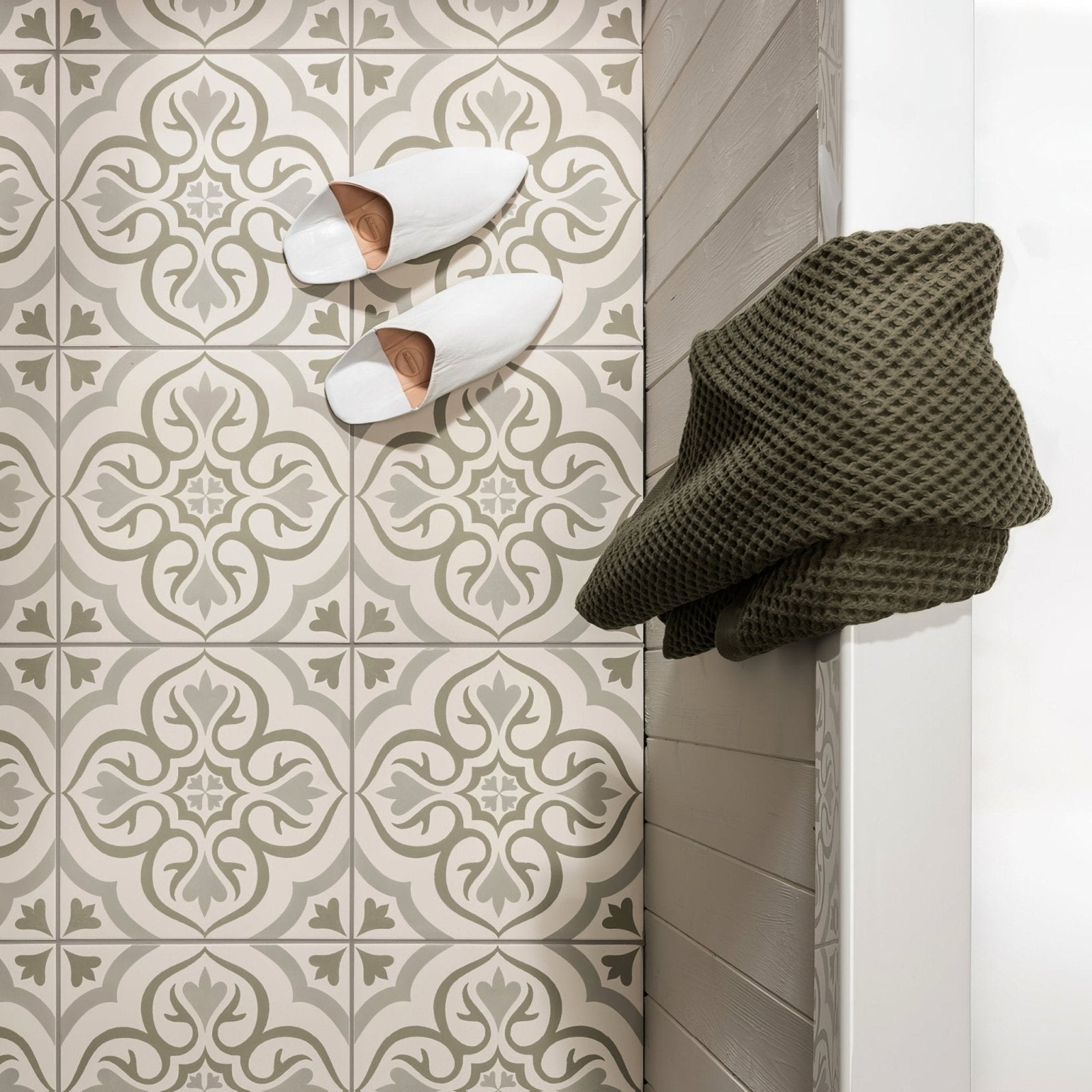 Knightshayes Green on Chalk