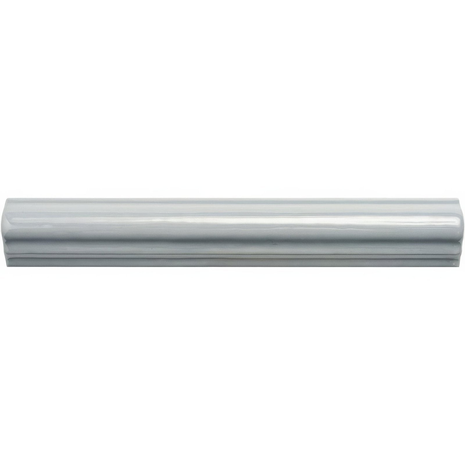 A sleek glossy white ceramic Lazul ogee moulding with smooth curved profile and subtle horizontal ridges