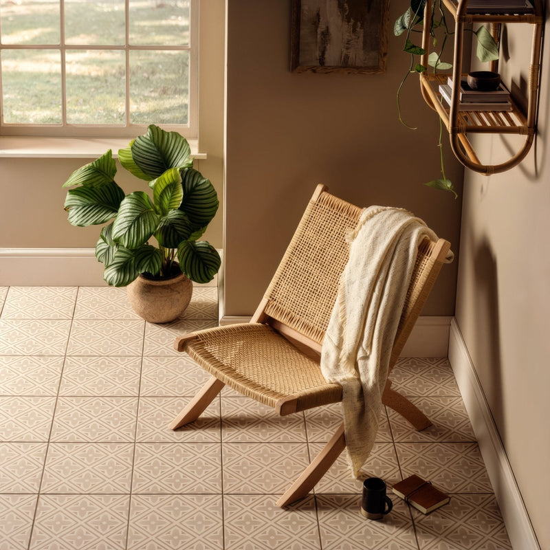 Leigh Taupe On Chalk