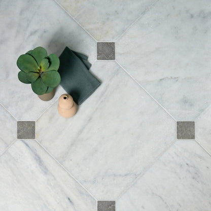 Long Island Marble Tumbled Finish 40.6 x 40.6cm