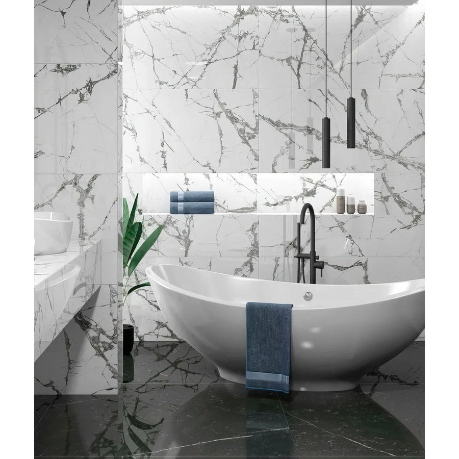 Marble Luxe Porcelain Iceberg in a kitchen setting