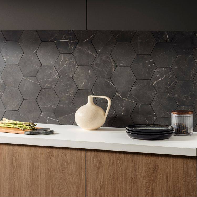 Marmi Nero Honed Hexagon Mosaic – detail view 2