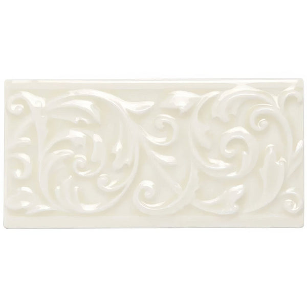 Moulding   Melford