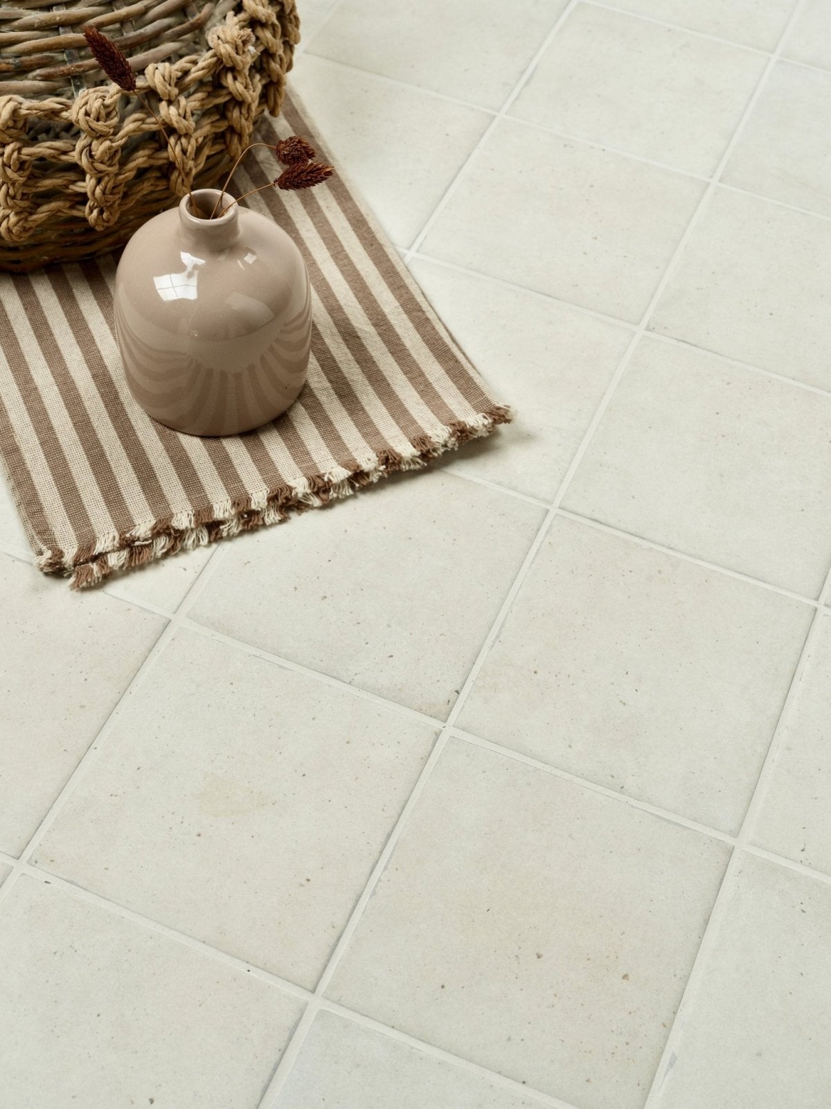 Menara White Porcelain Matt