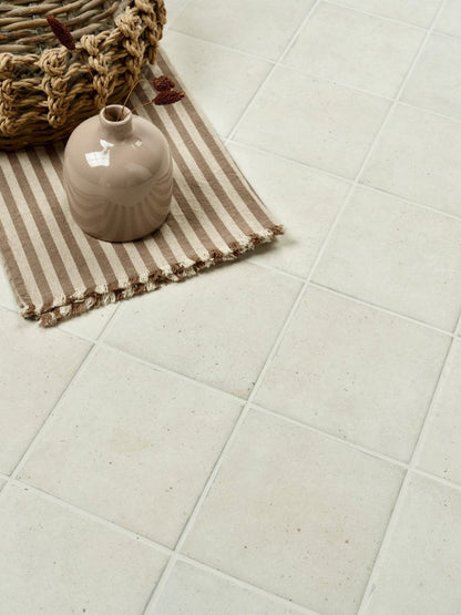 Menara White Porcelain Matt