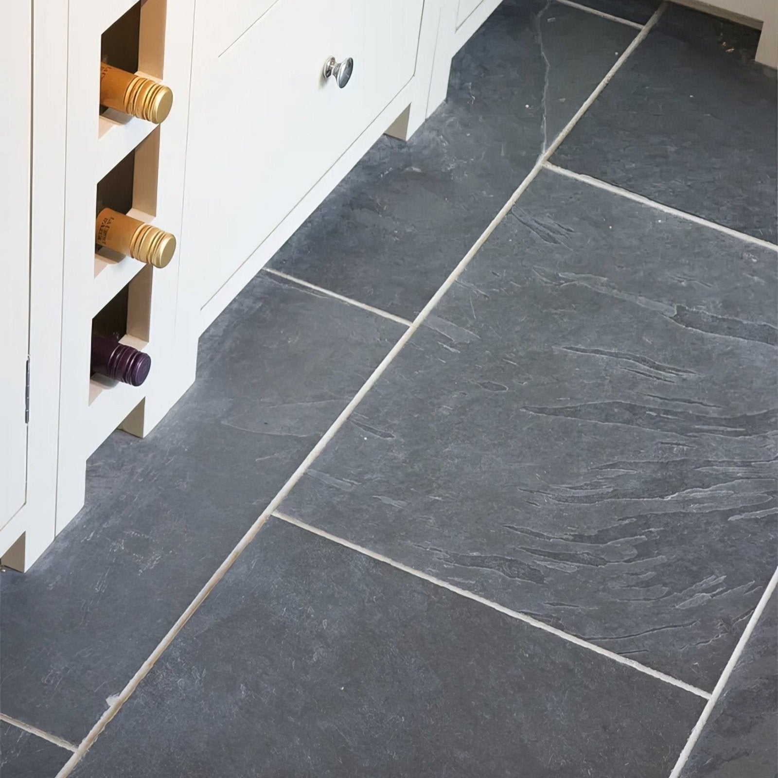 Metropolitan Slate Riven Finish – slate tile pattern detail