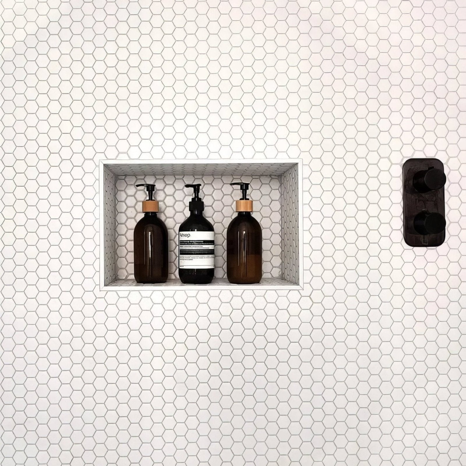 Mono Hex Porcelain Mosaic Blanc