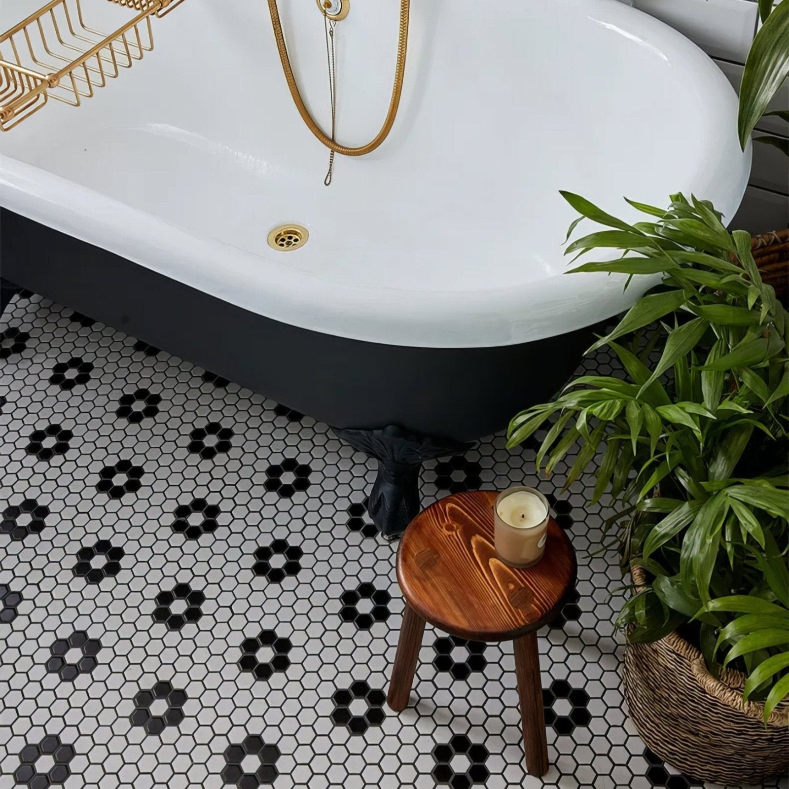 Mono Hex Porcelain Mosaic Daisy