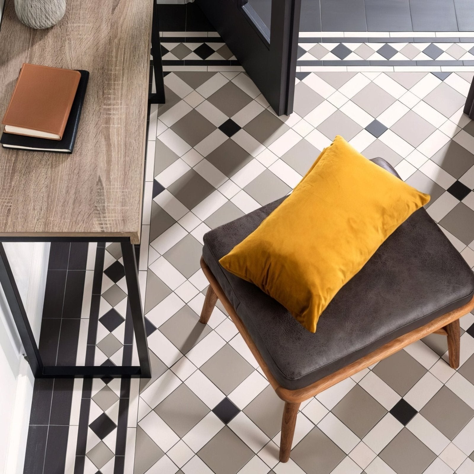 Norwich Dover White, Holkham Dune & Black