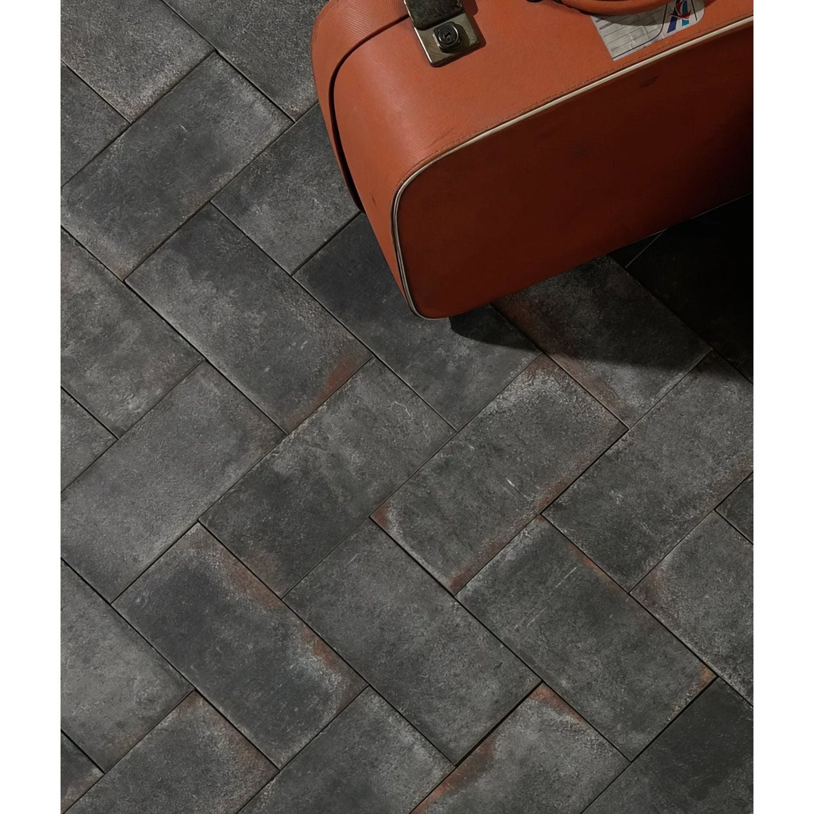 Osterley Porcelain Black Brick