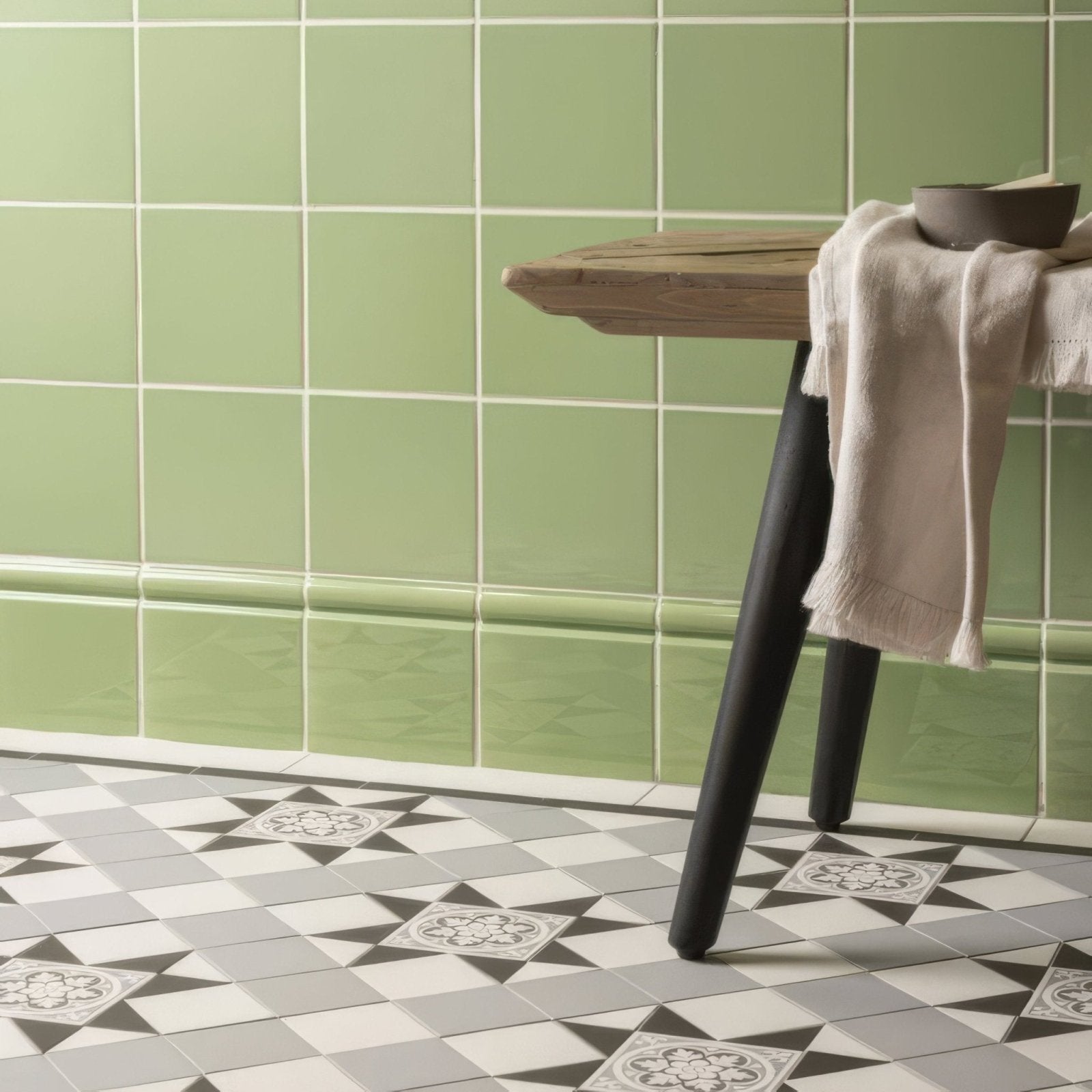 Palm Green Skirting Tile