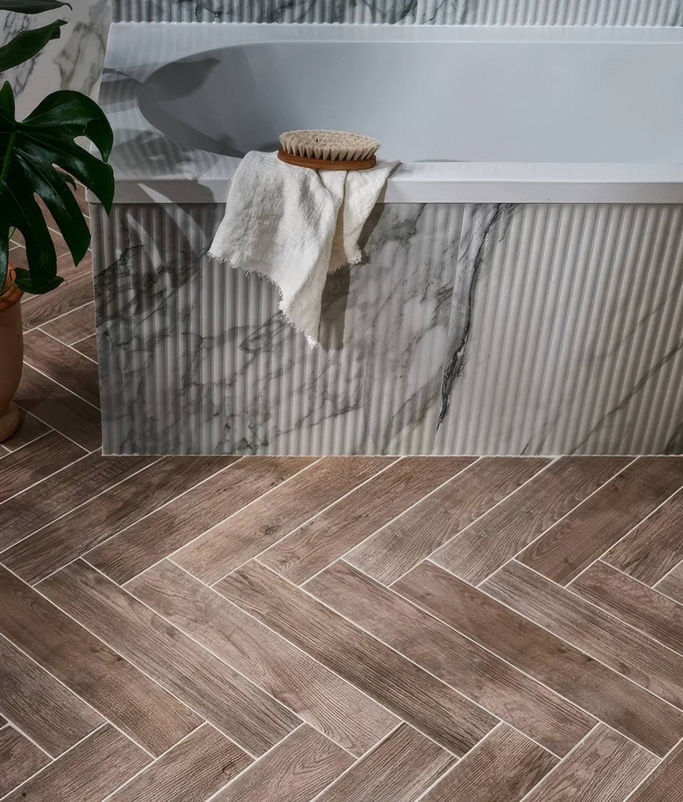 Palm Springs Porcelain Cerulean Fluted