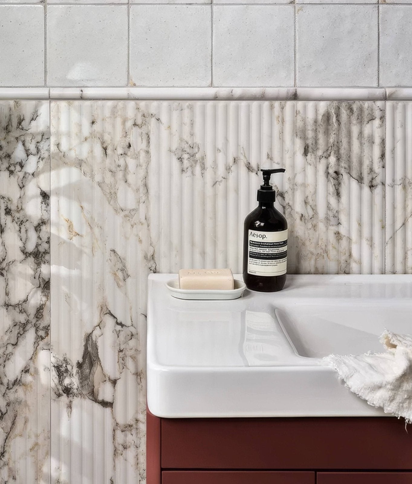 Palm Springs Porcelain Italiana Moulding