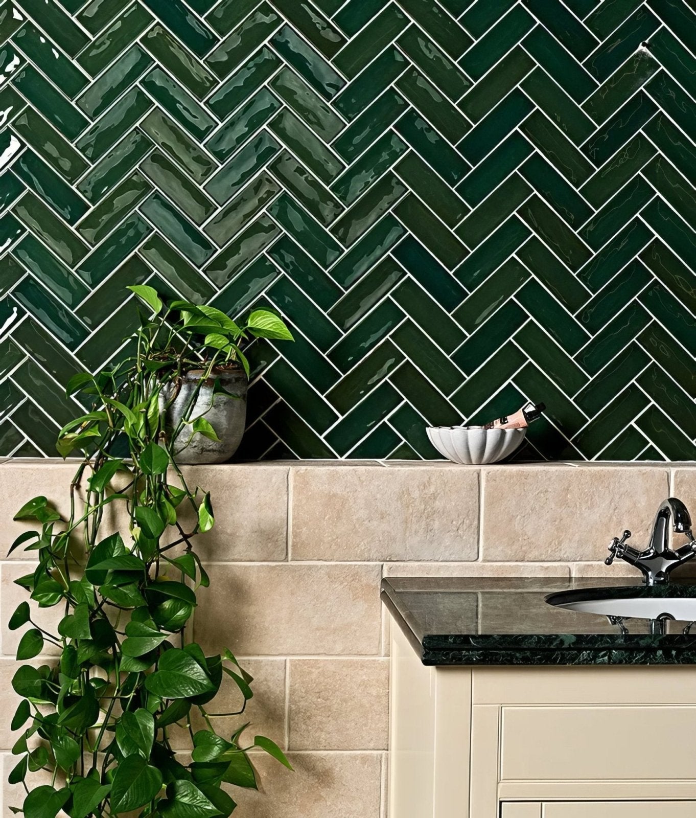 Petite Porcelain Gloss Green