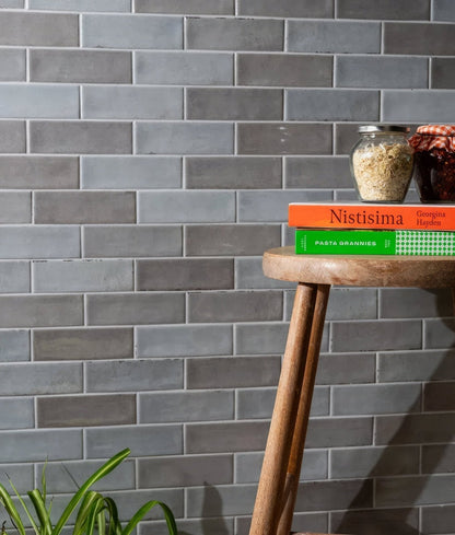 Petite Porcelain Gloss Pearl