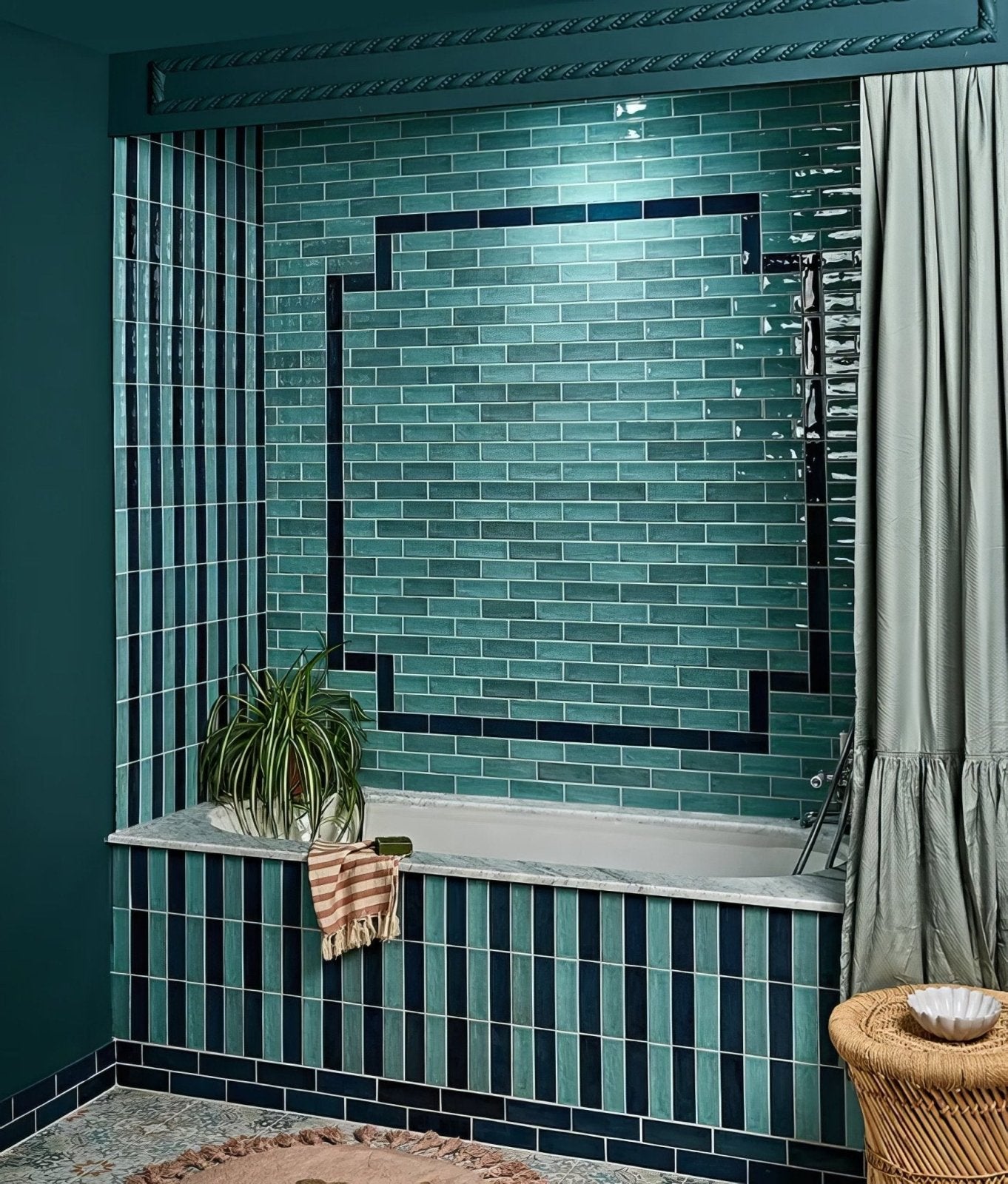 Petite Porcelain Gloss Sky