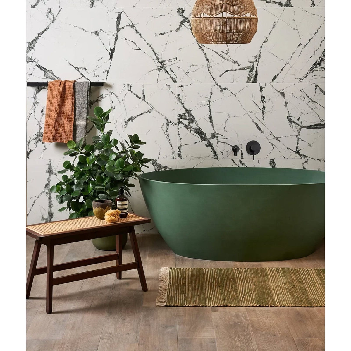 Franklin Porcelain Dark – close-up of porcelain surface texture