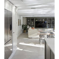 Riverside Porcelain Perla – close-up of porcelain surface texture