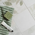 Signature Porcelain Mist – close-up detail
