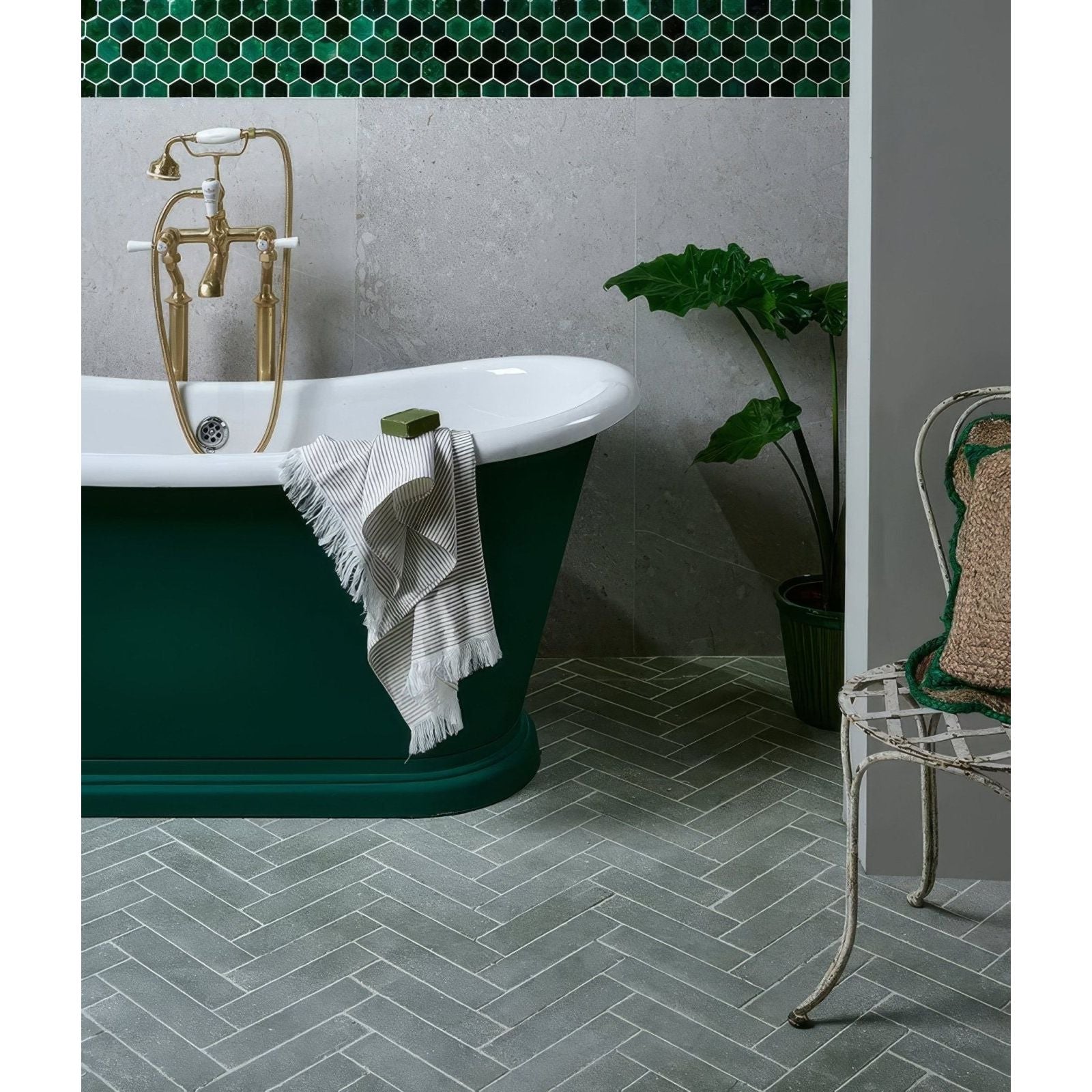 Reform Composite Stone Tumbled Leaf Green