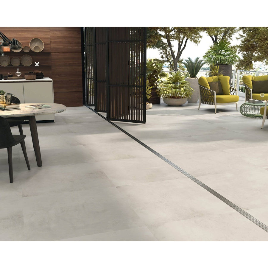 Light gray matte finish porcelain floor tiles with subtle veining seattle 1801 nacar matt