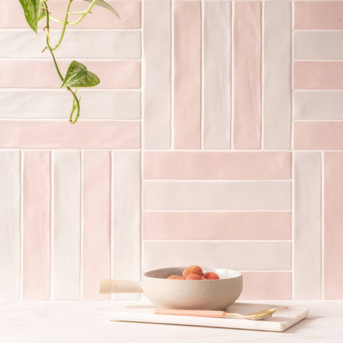 Sherbet Pink Brick 5x25cm – close-up detail