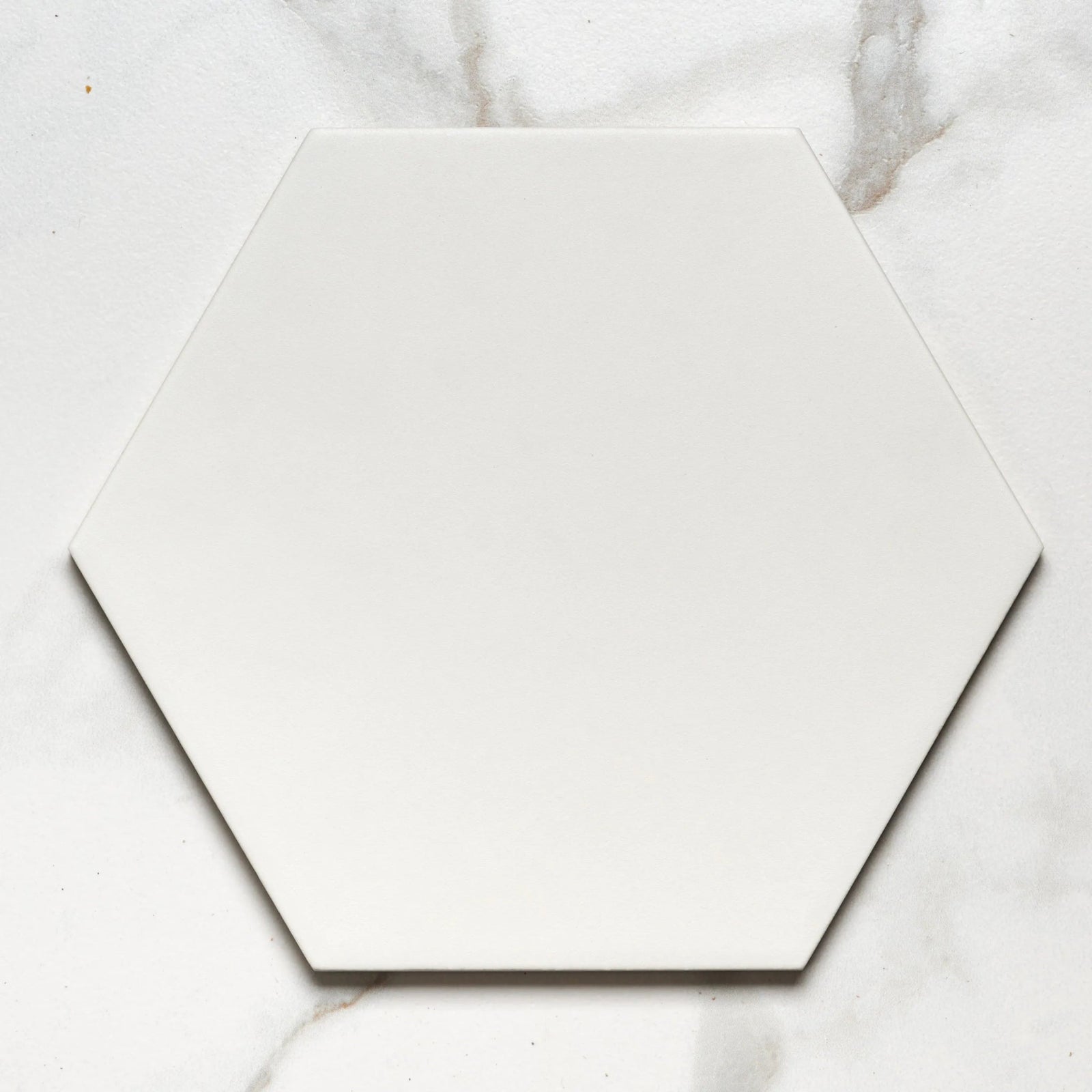 Signature Porcelain Pearl White Wall & Floor Tile 23x20cm – detail view 7