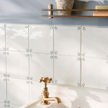 Spring April Cornflower 13 x 13cm