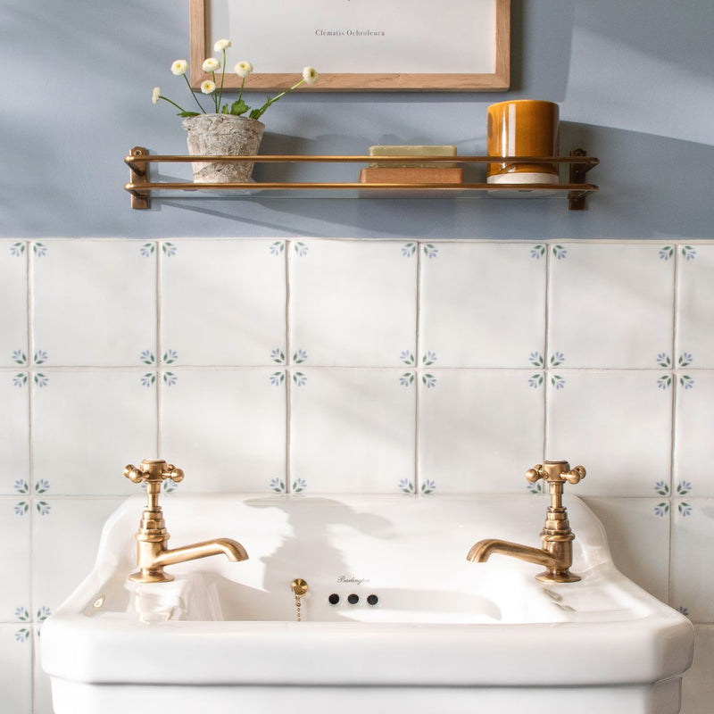 Spring April Cornflower 13 x 13cm