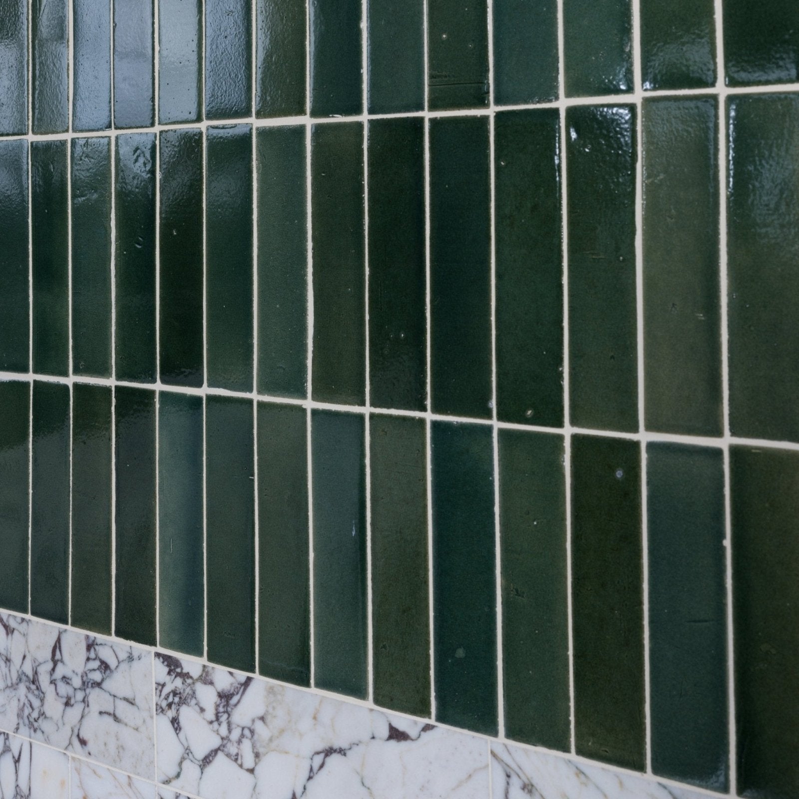 Dark green rectangular stone glaze ceramic petrol green gloss brick tiles with glossy finish and white grout