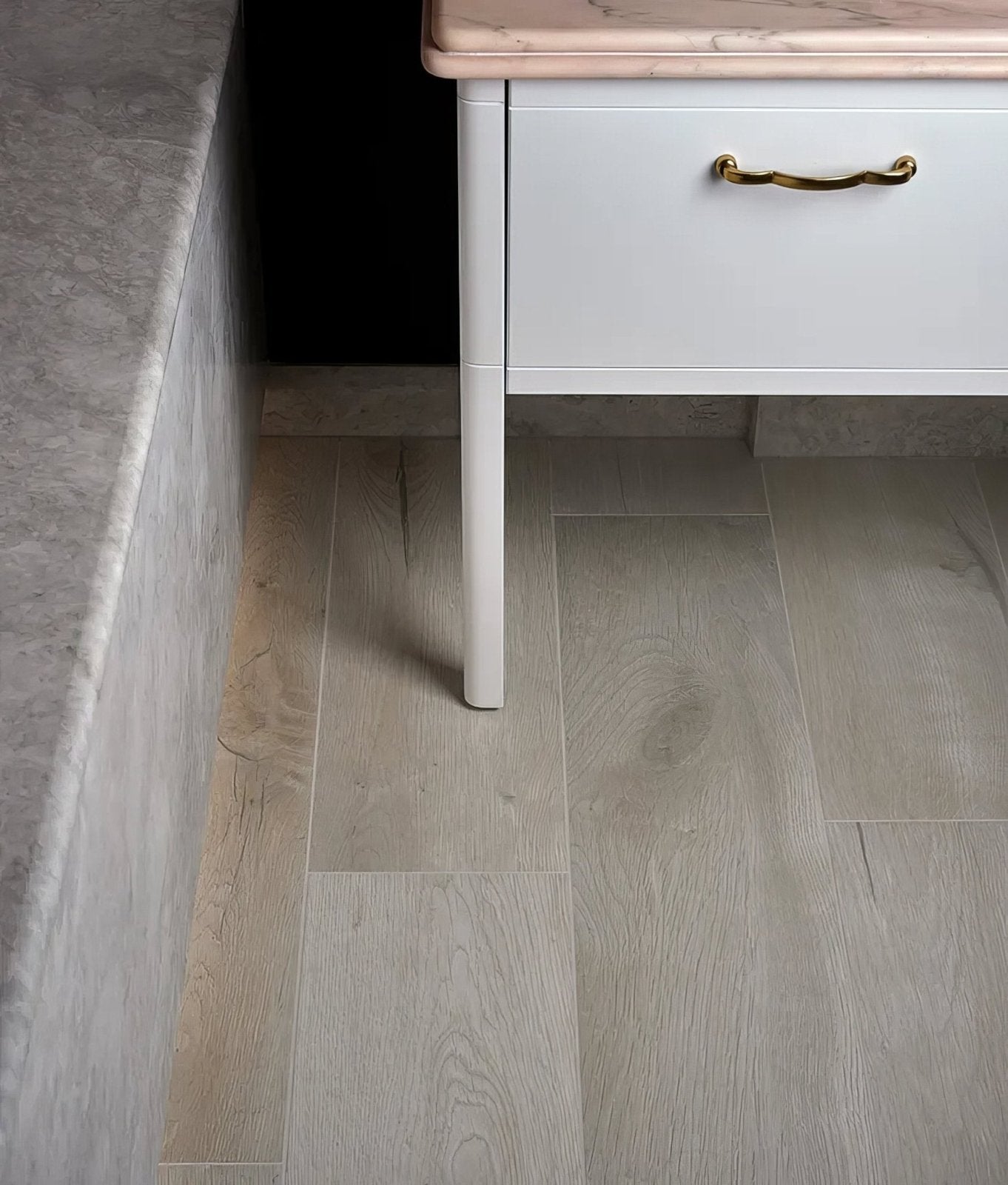 Sussex Porcelain Pearl