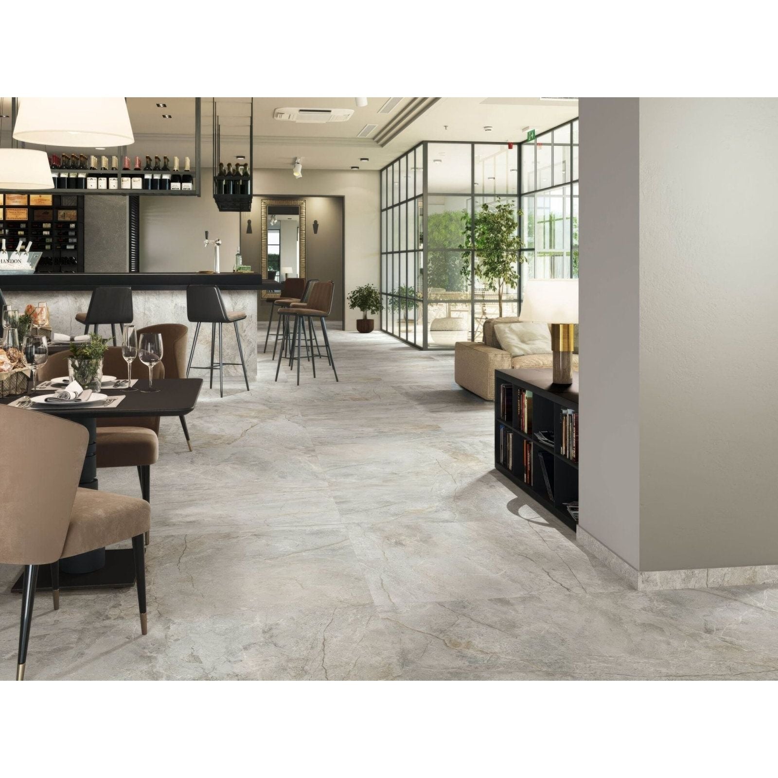Gray marble-effect floor tiles with subtle veining in támesis 1850 light matt finish