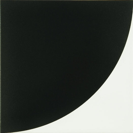 Tao 1 Black on Dover White - alternate view
