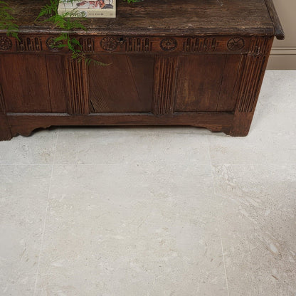 Tisbury Porcelain 80 x 80cm