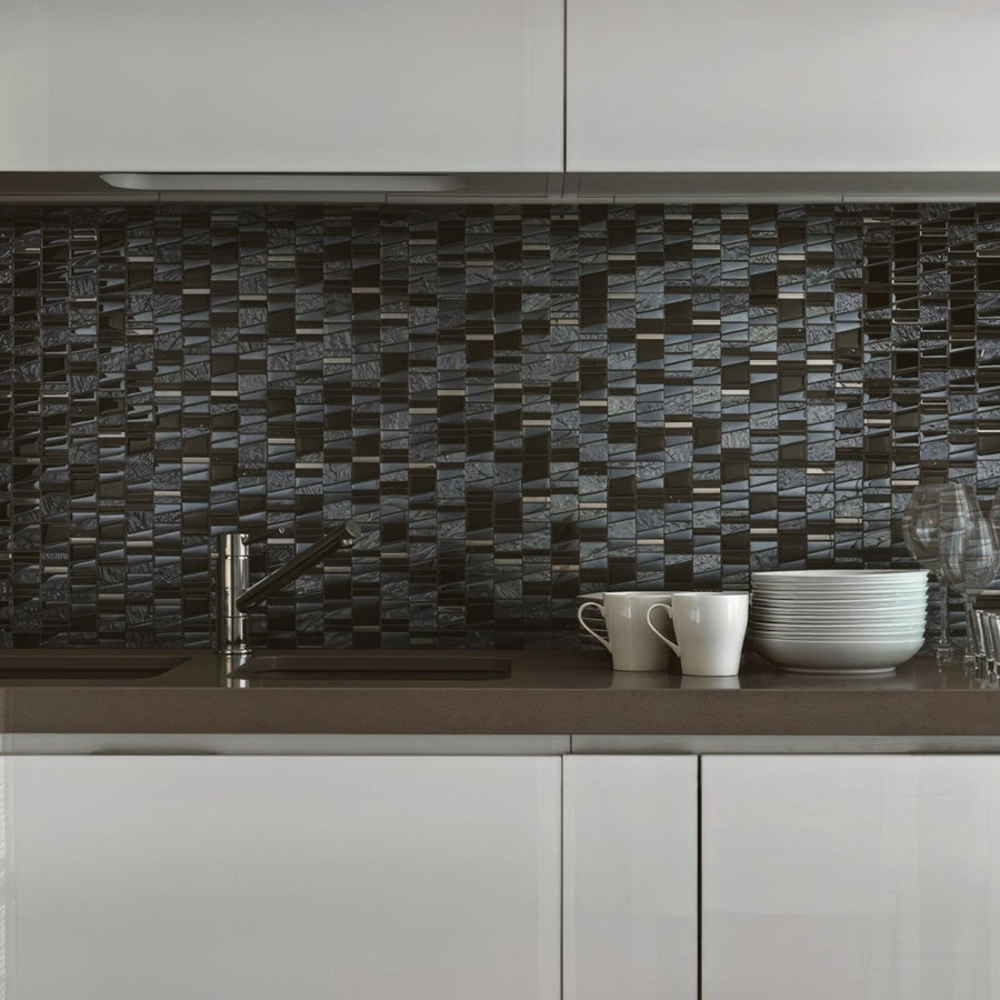 Dark glossy trip asi negro mosaic tile backsplash with textured interlocking pattern for wall decoration